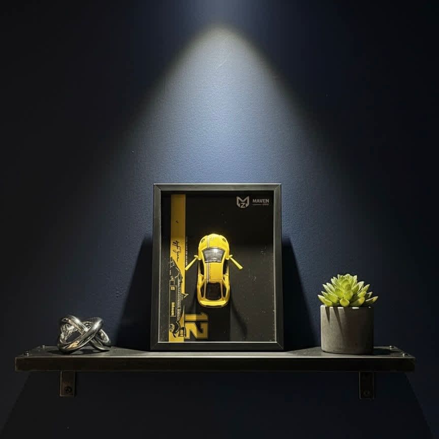 DIE-CAST FRAME MODEL CAR  GT3